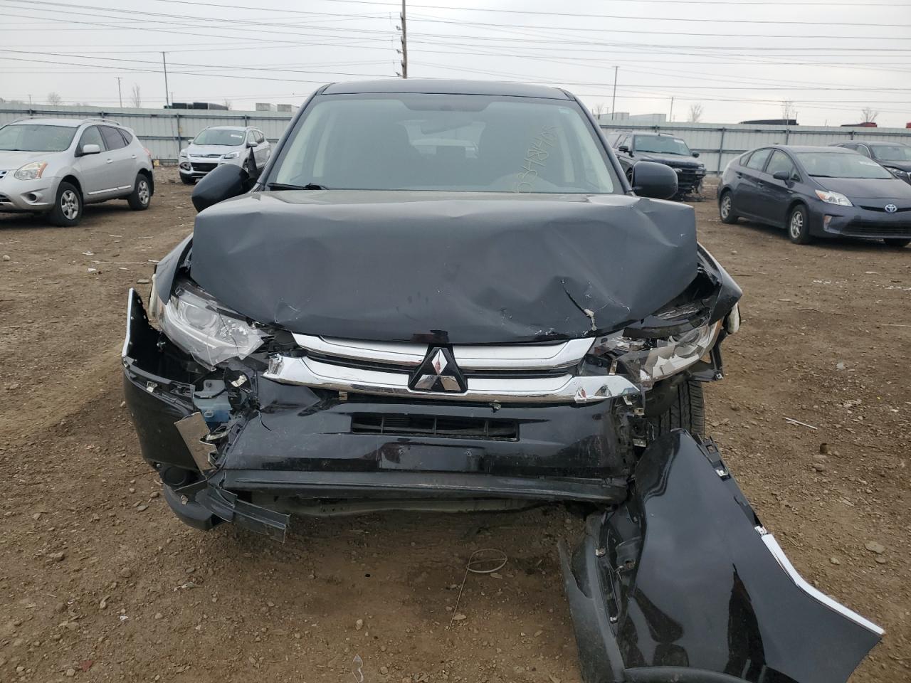 2018 MITSUBISHI outlander