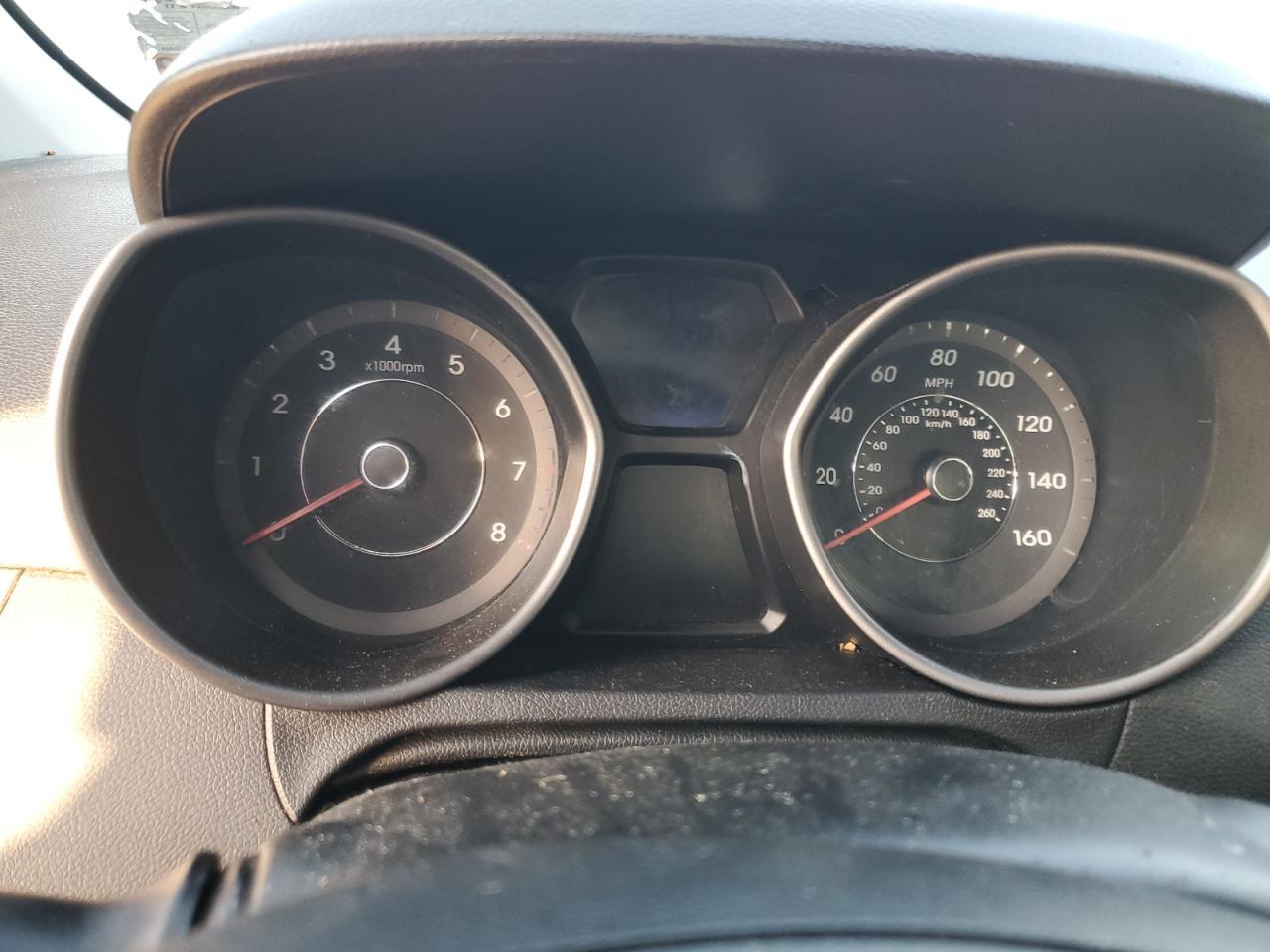 2014 HYUNDAI ELANTRA