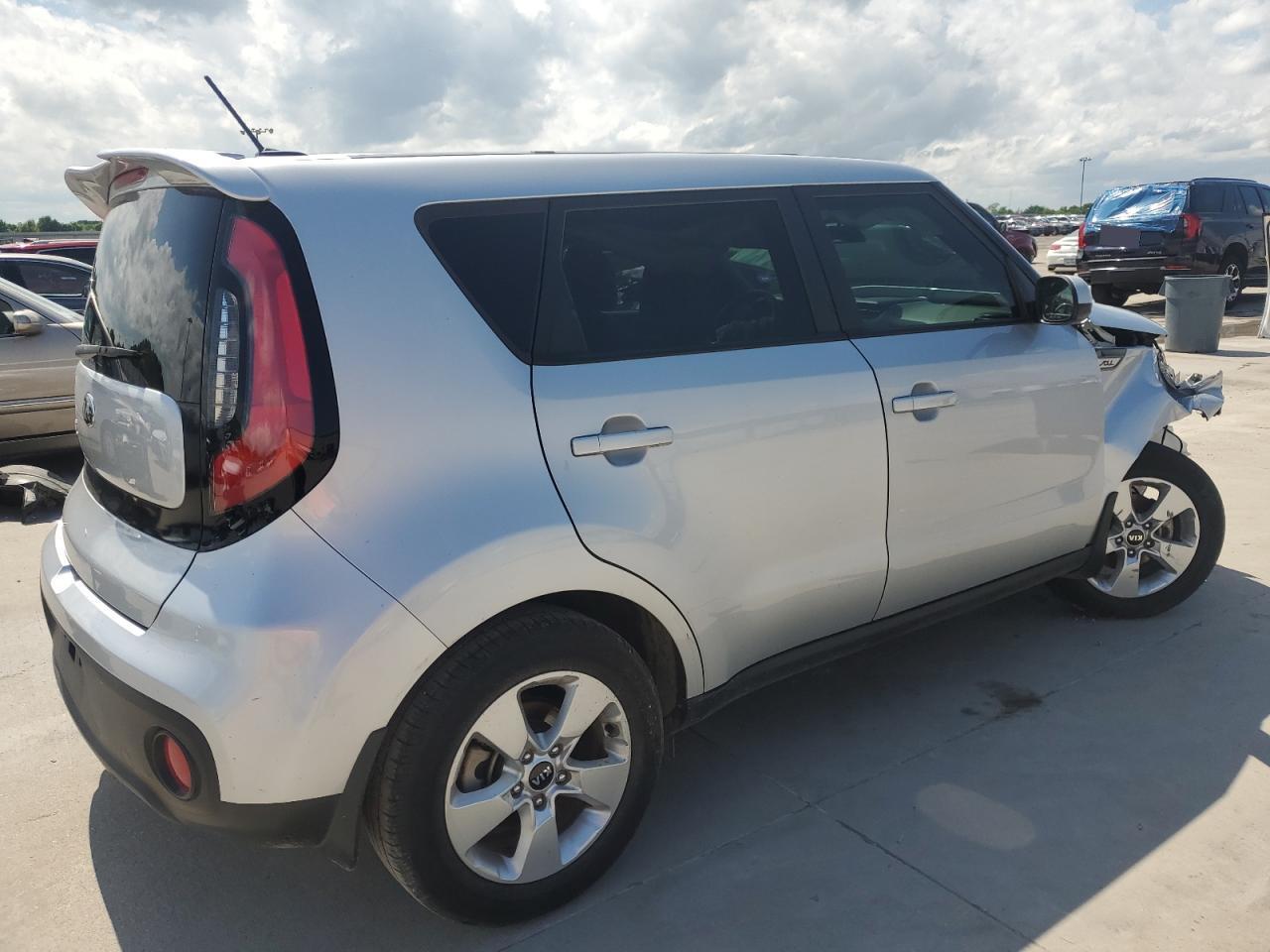 2017 KIA SOUL