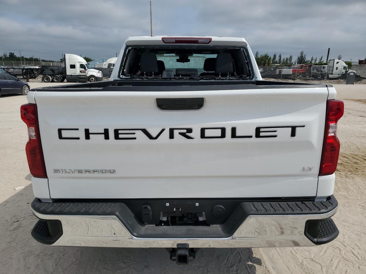 2024 CHEVROLET Silverado