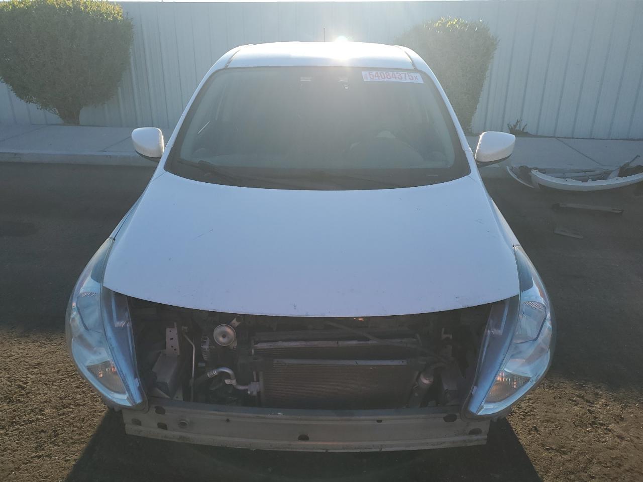 2017 NISSAN VERSA
