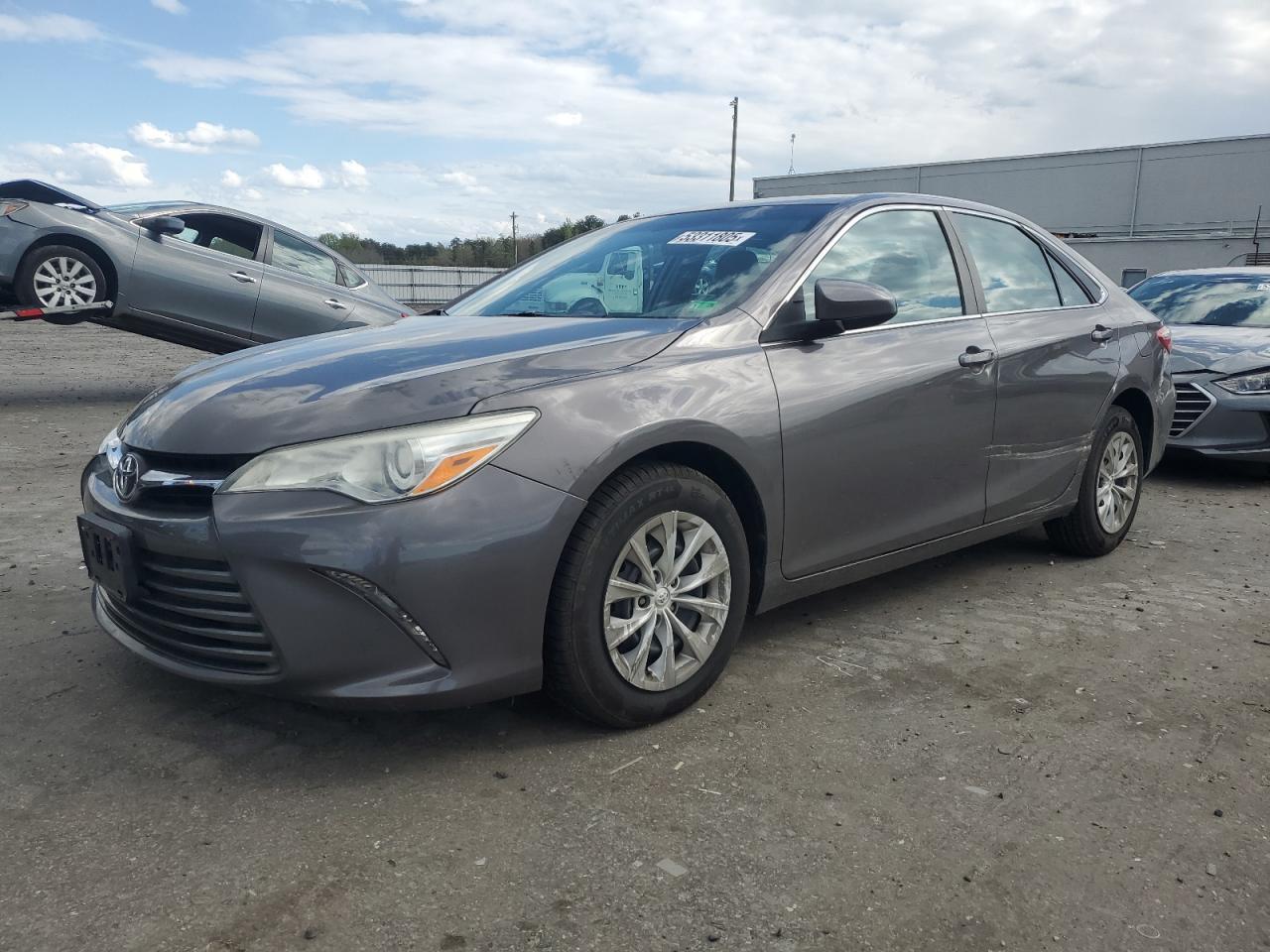 2016 TOYOTA CAMRY