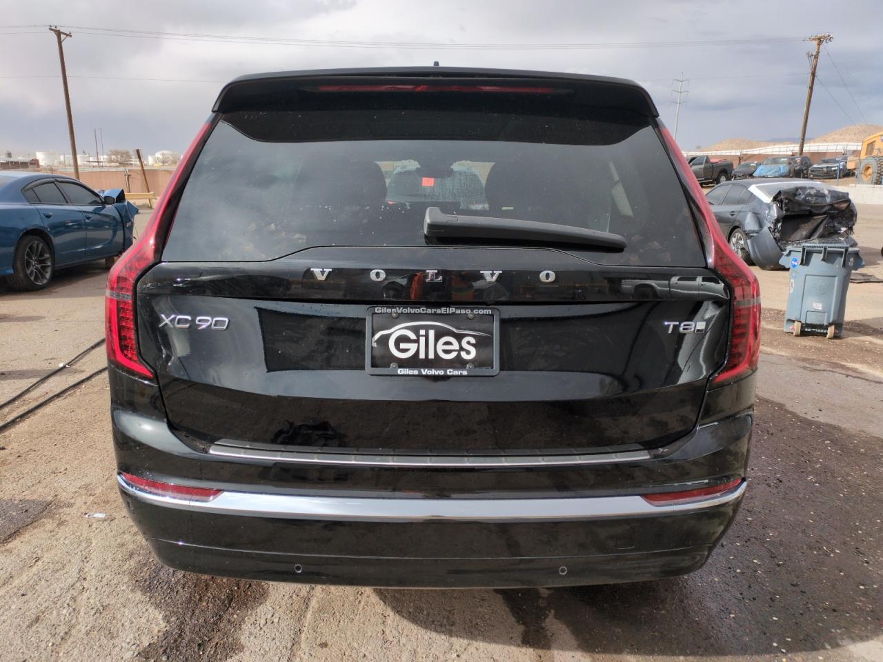2025 VOLVO XC90