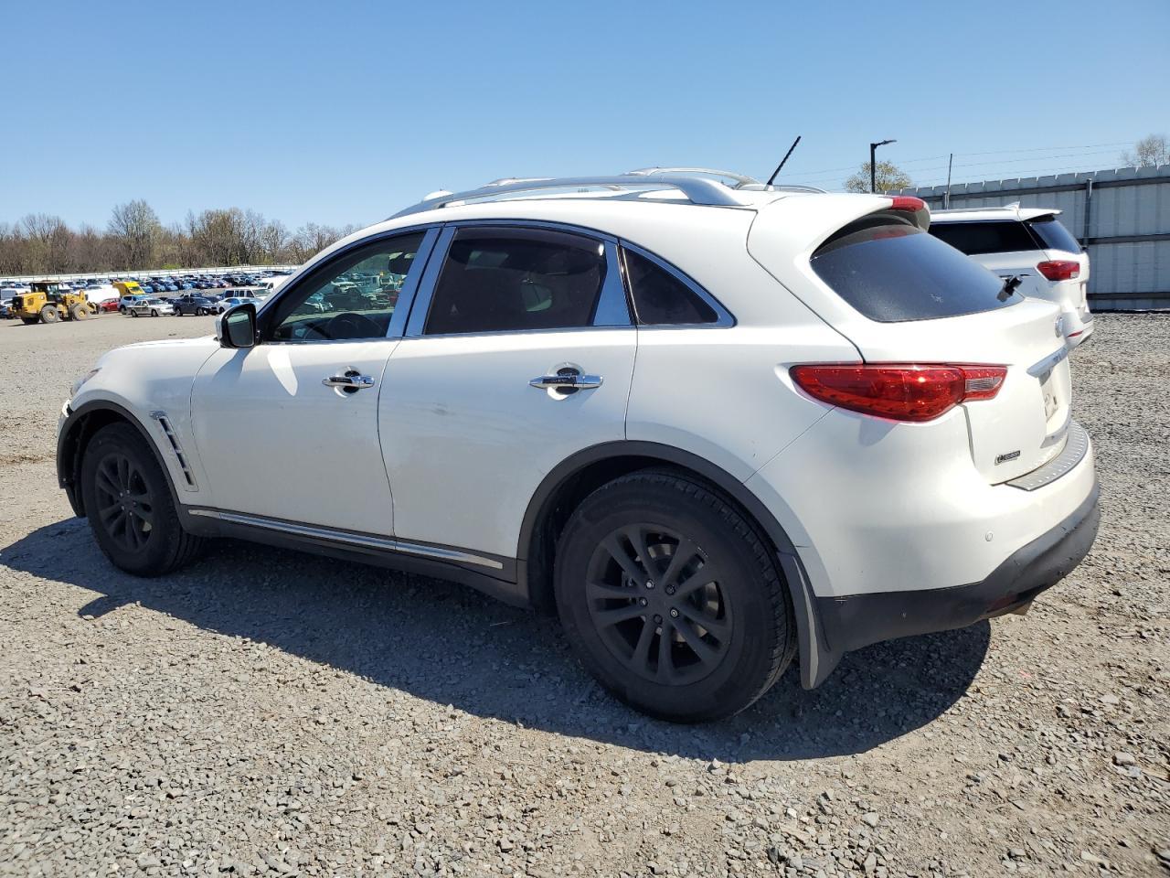 2012 INFINITI FX35