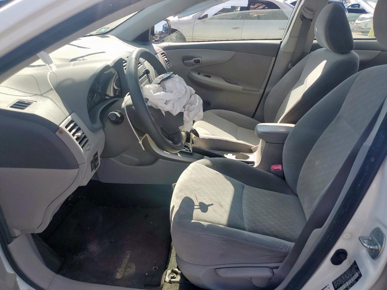 2009 TOYOTA COROLLA