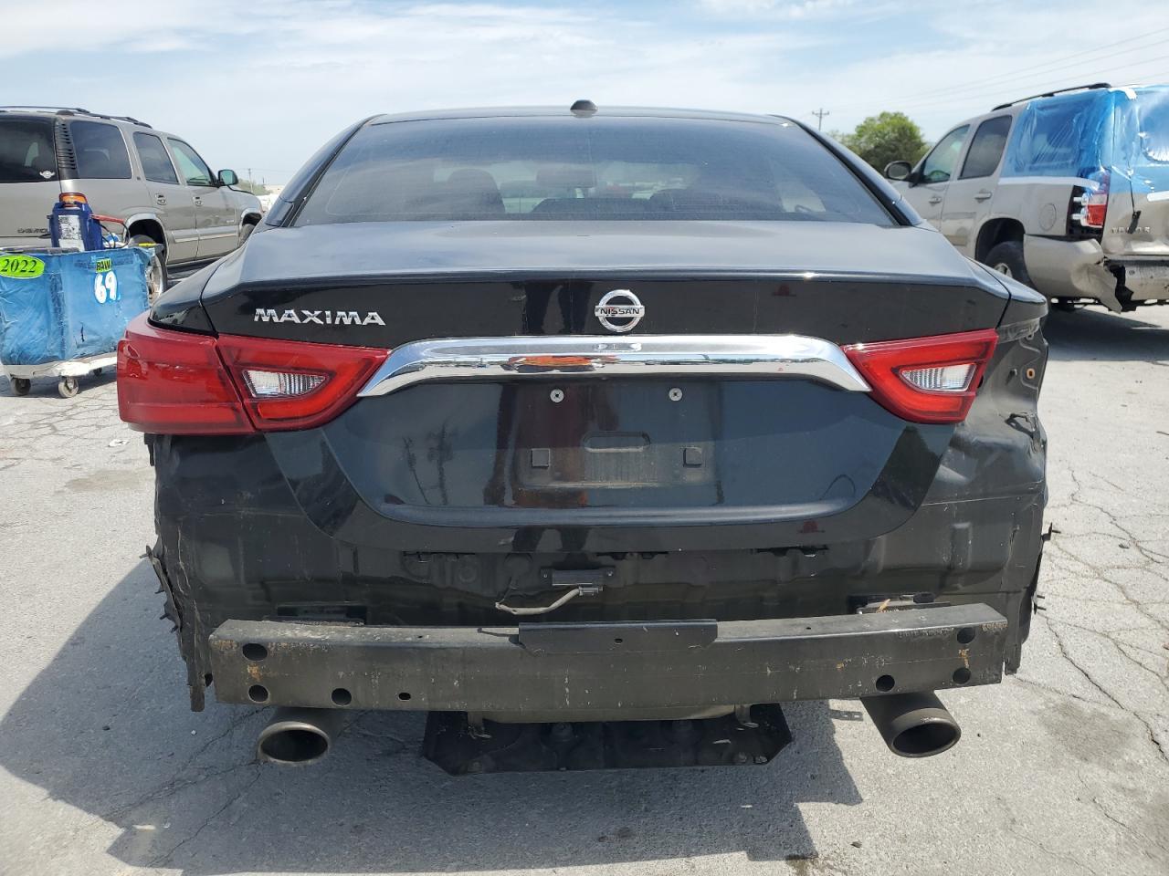 2017 NISSAN Maxima