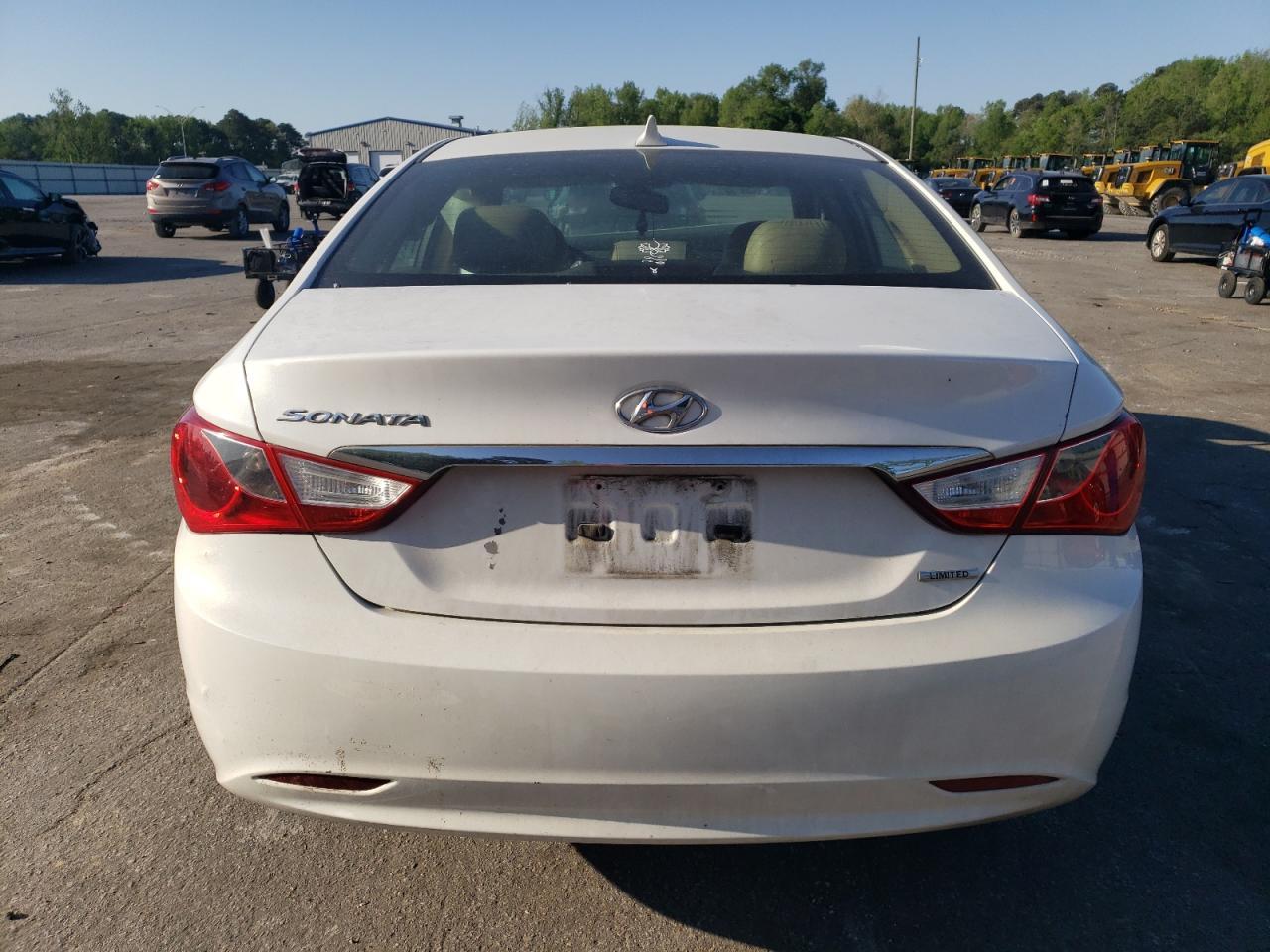 2011 HYUNDAI SONATA