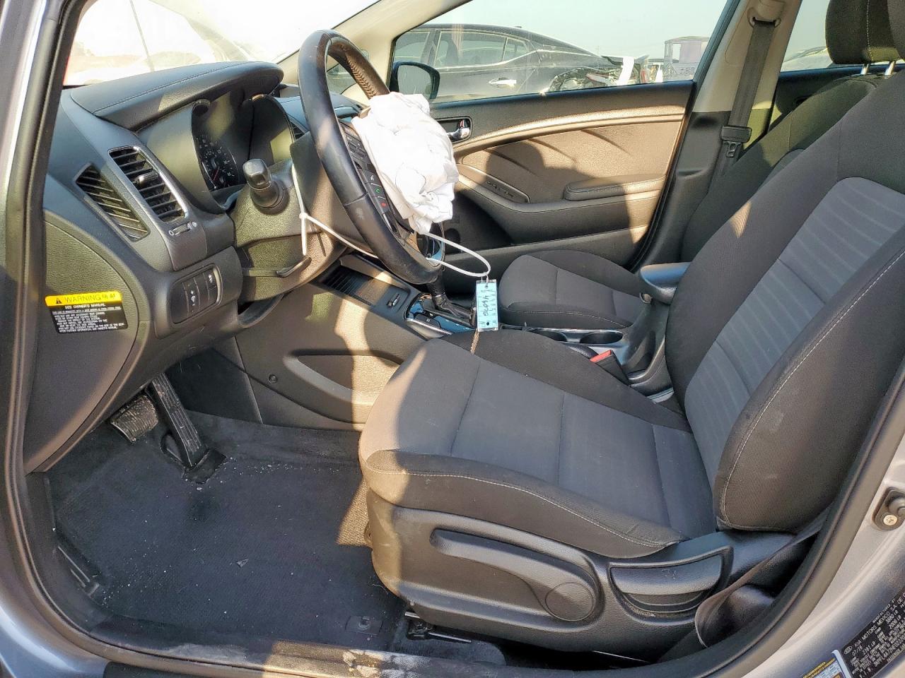 2017 KIA FORTE