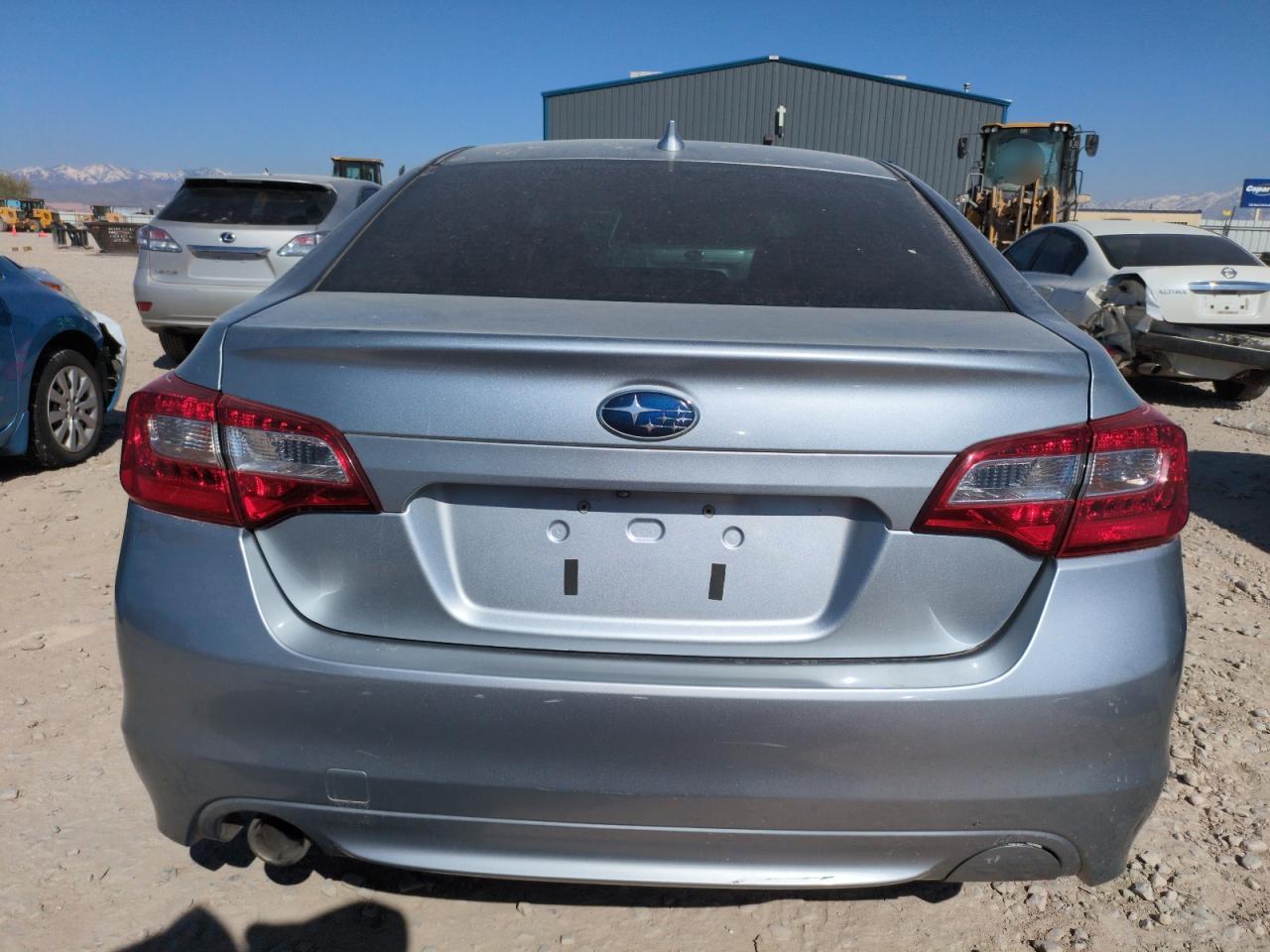 2016 SUBARU Legacy