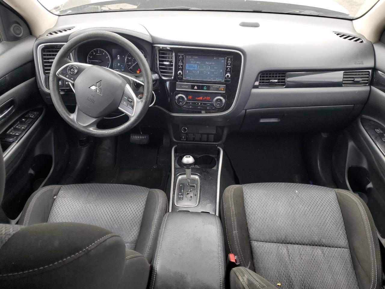 2019 MITSUBISHI outlander