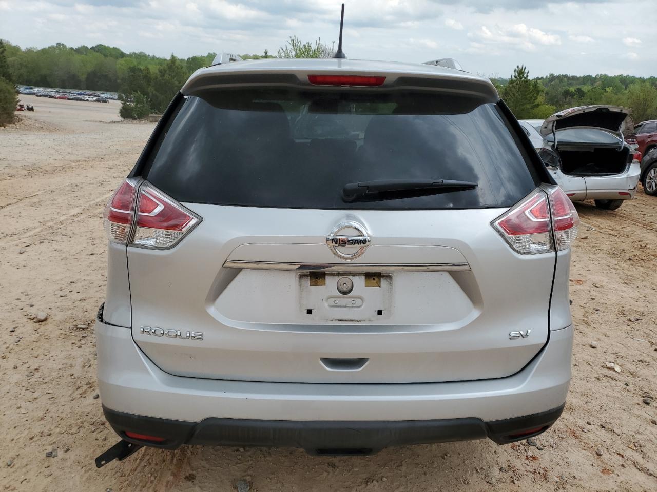 2015 NISSAN ROGUE