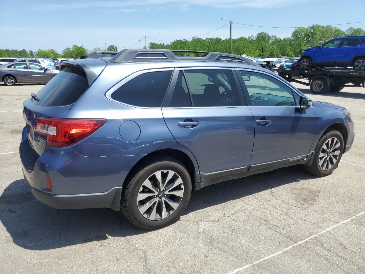 2015 SUBARU Outback