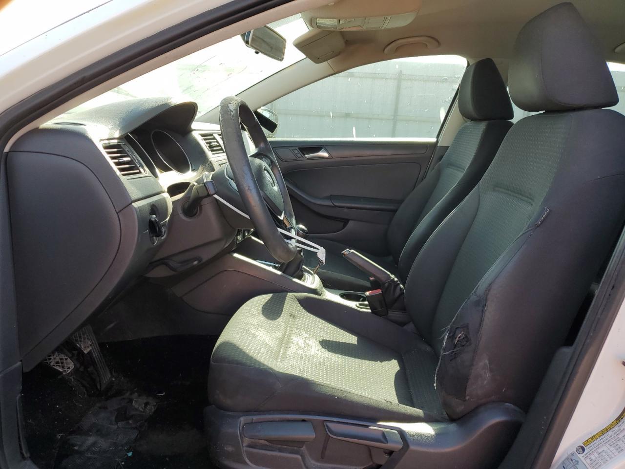 2016 VOLKSWAGEN JETTA