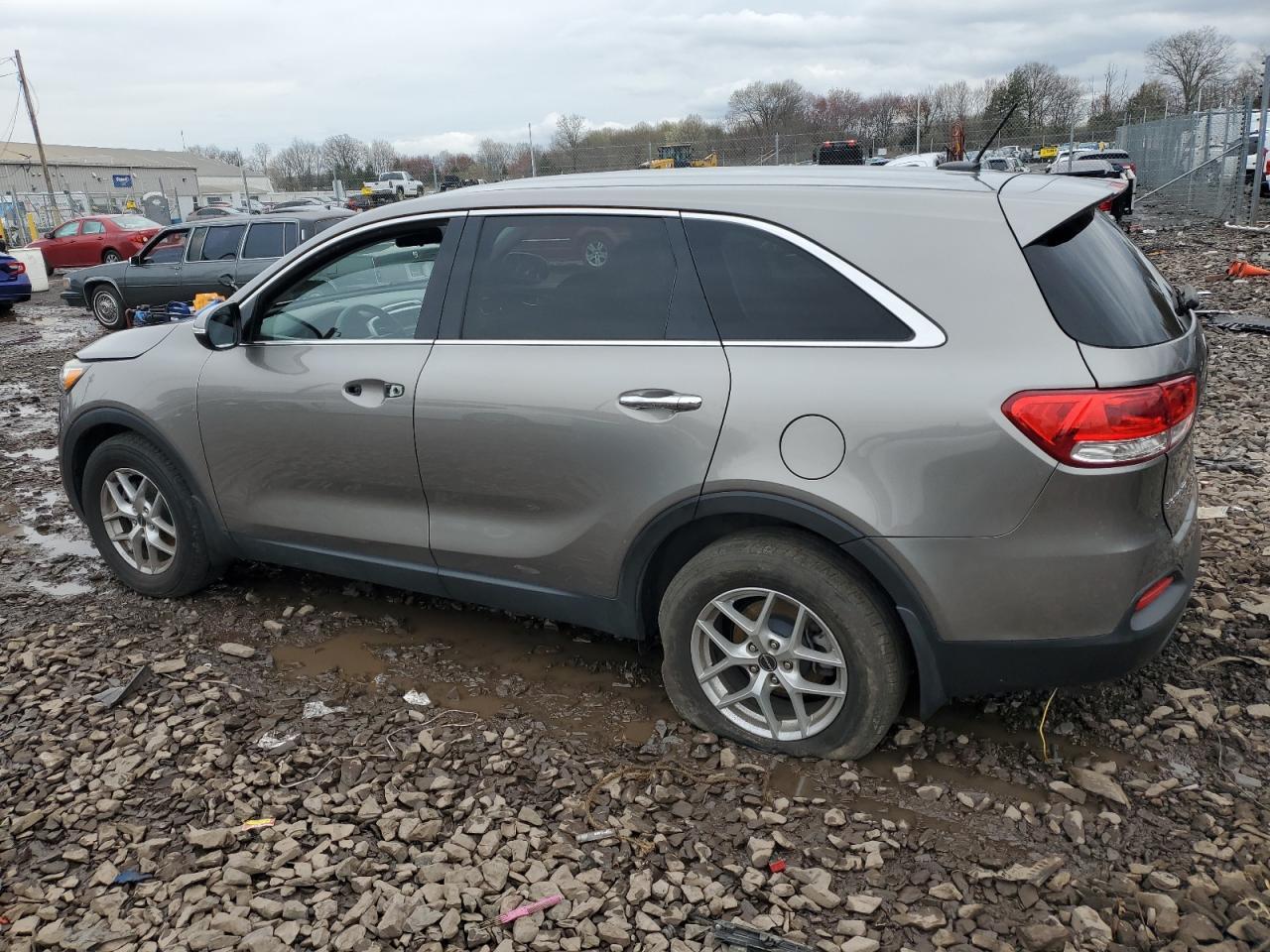 2017 KIA SORENTO