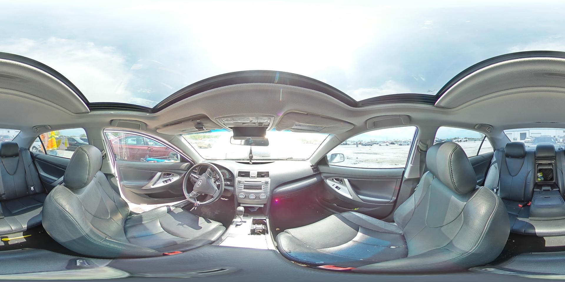 2011 TOYOTA CAMRY