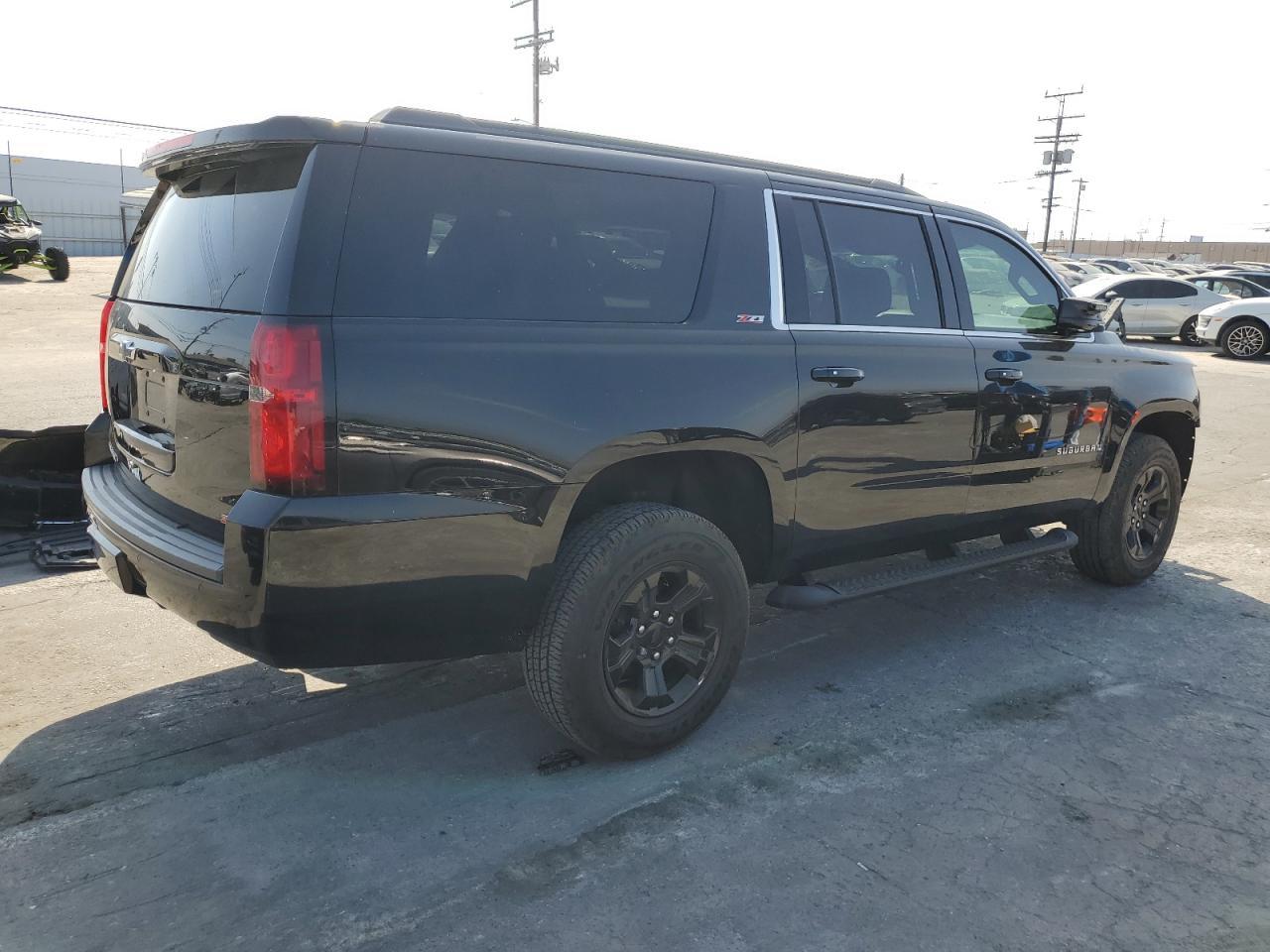 2018 CHEVROLET Suburban