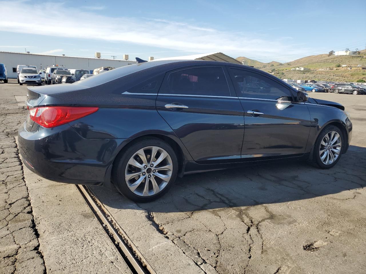 2011 HYUNDAI SONATA