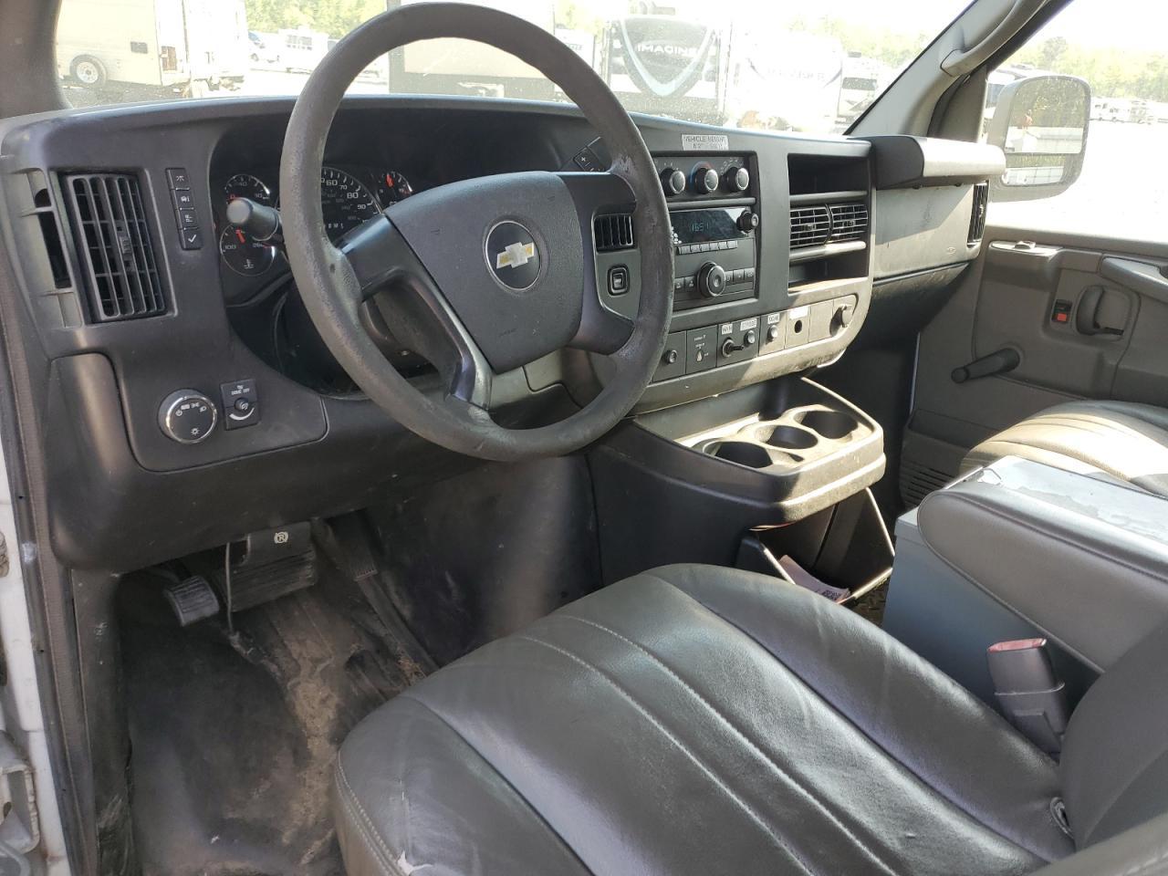 2013 CHEVROLET EXPRESS 2500