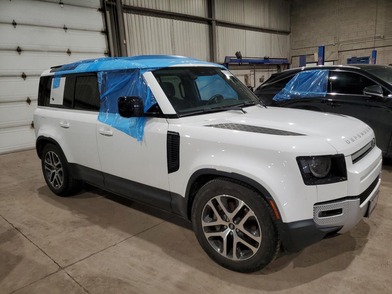 2023 LAND ROVER Defender