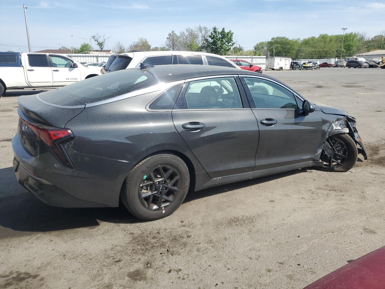 2025 KIA K5