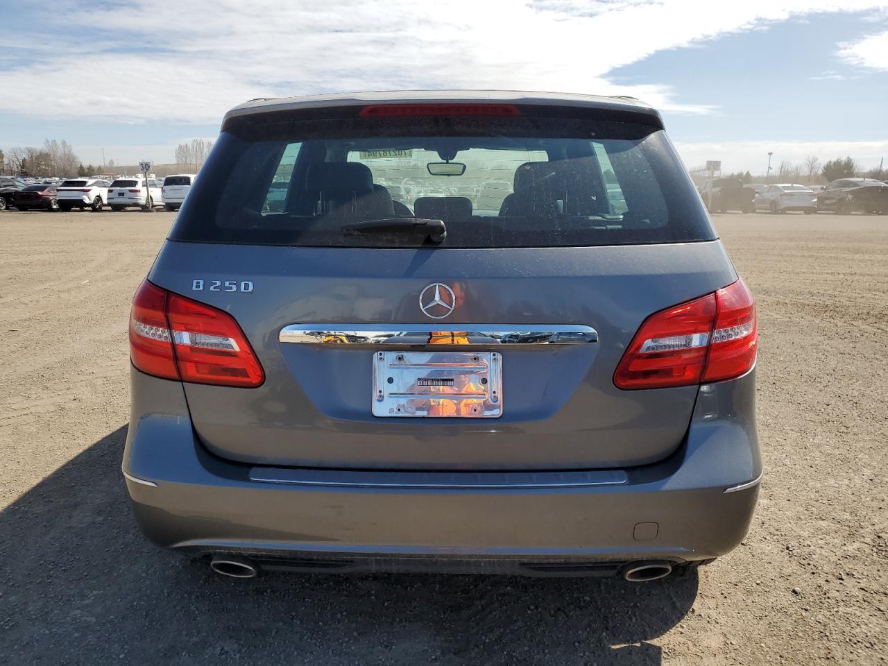 2014 MERCEDES-BENZ B-Class