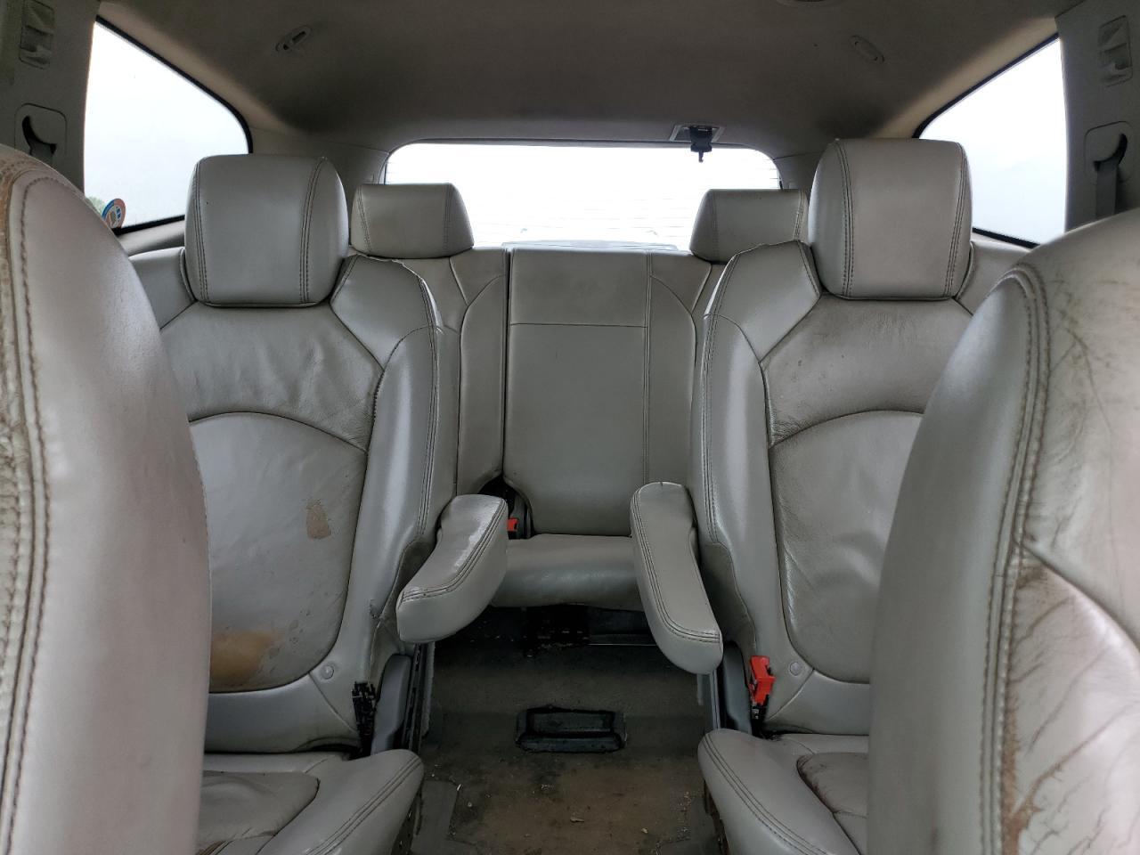 2010 CHEVROLET TRAVERSE