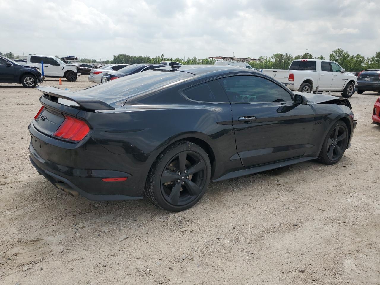 2022 FORD MUSTANG