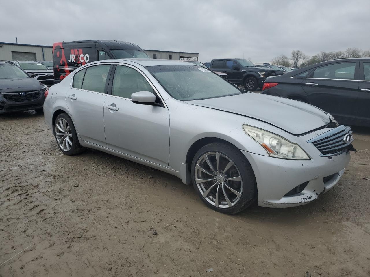2012 INFINITI G37