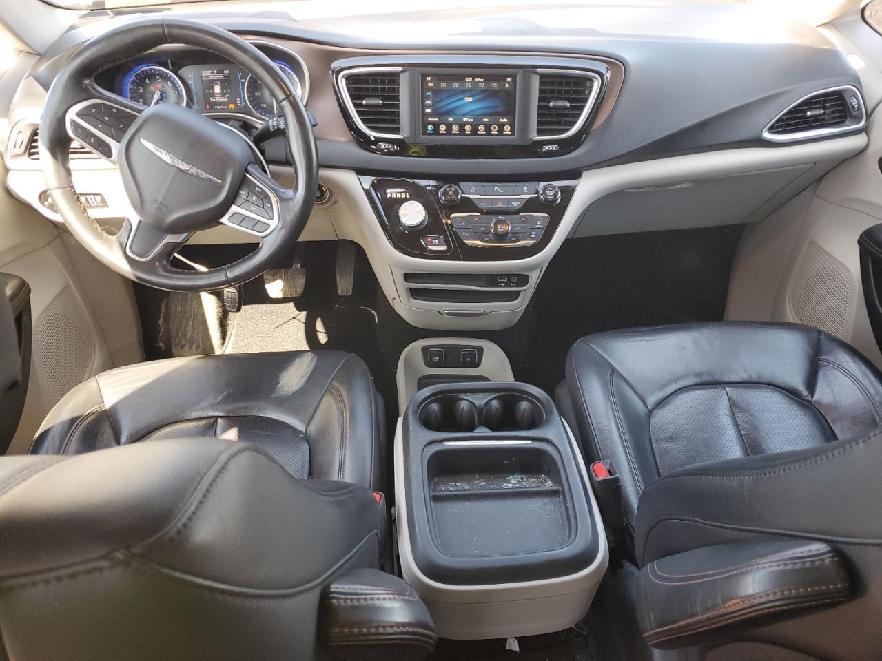 2019 CHRYSLER Pacifica