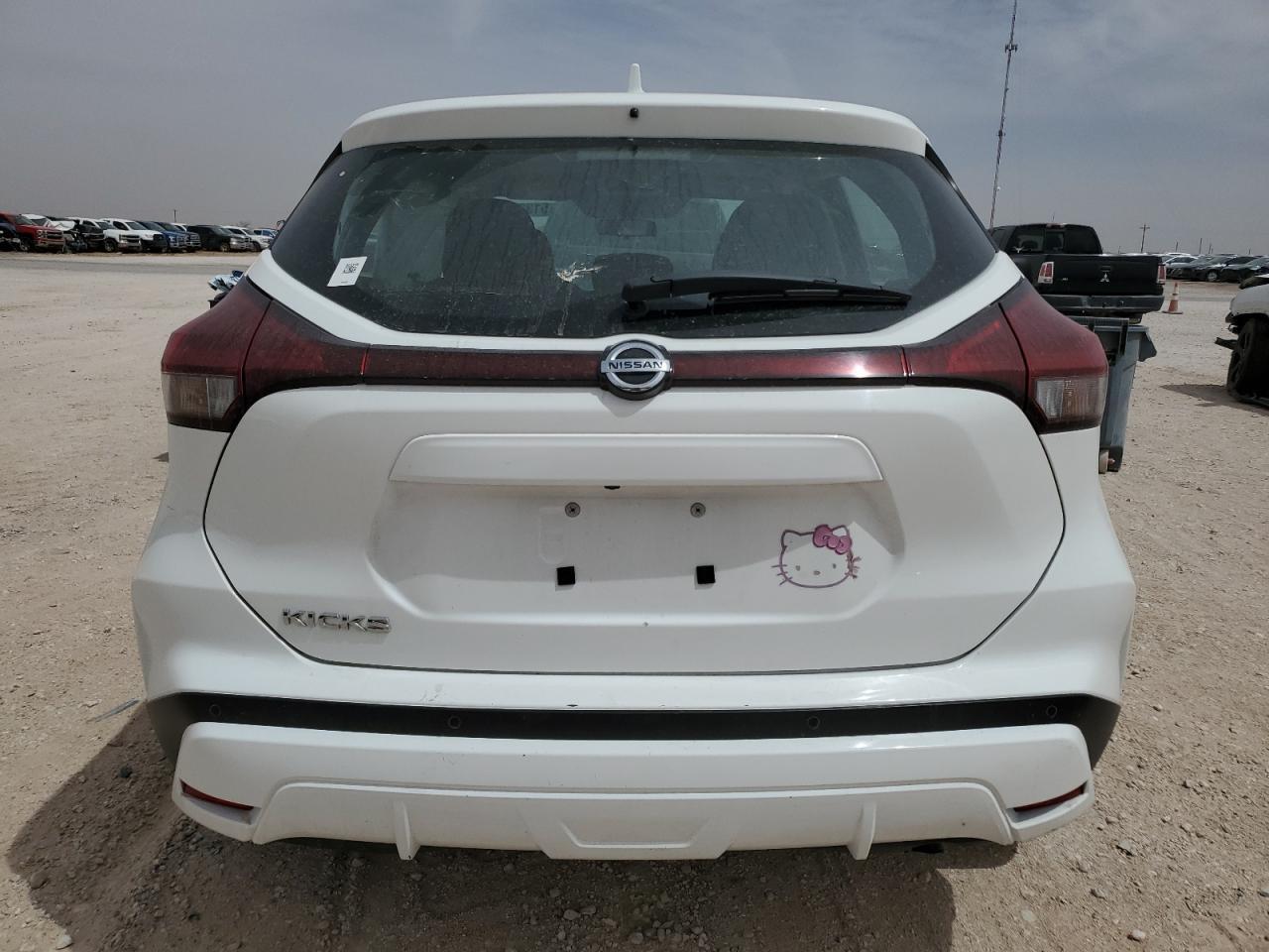 2021 NISSAN KICKS