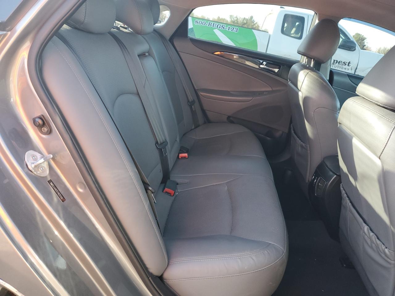 2014 HYUNDAI SONATA