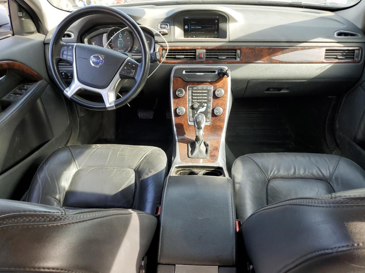 2015 VOLVO XC70