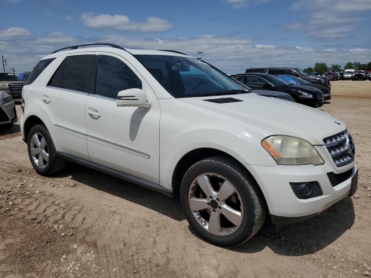 2011 MERCEDES-BENZ ML-Class