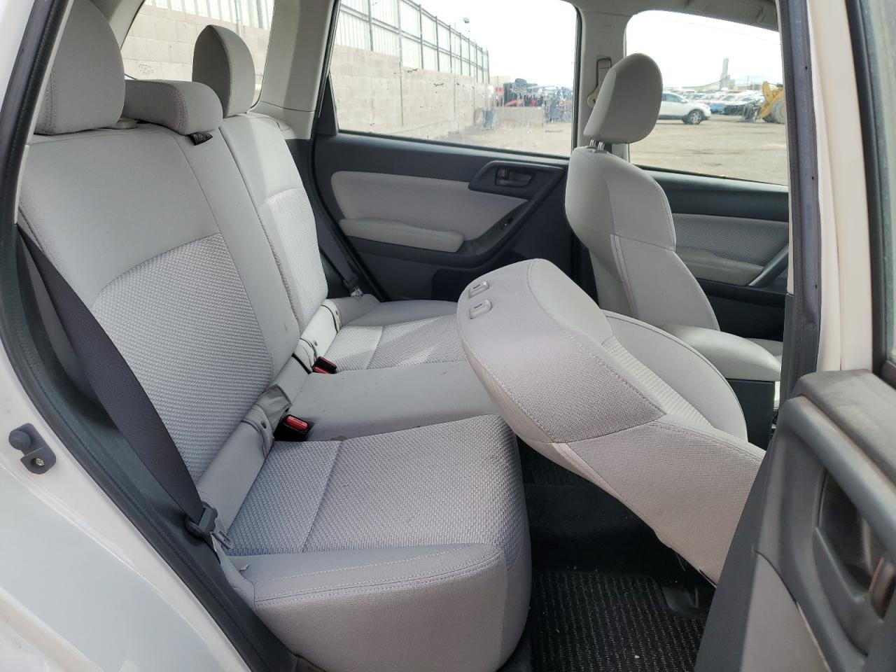 2018 SUBARU FORESTER