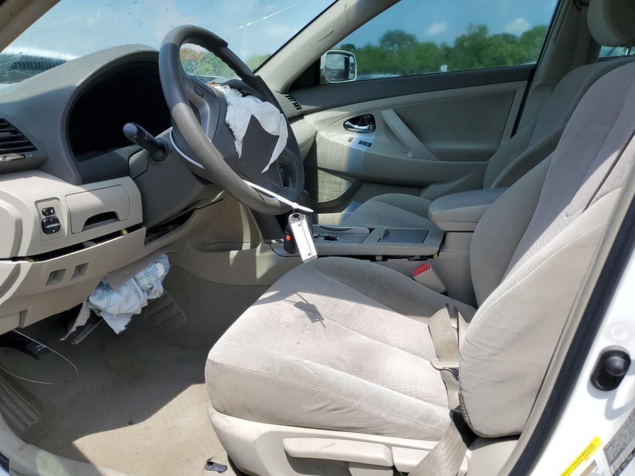 2010 TOYOTA CAMRY