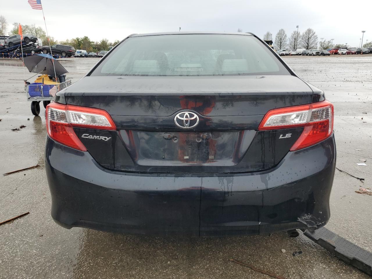 2013 TOYOTA CAMRY