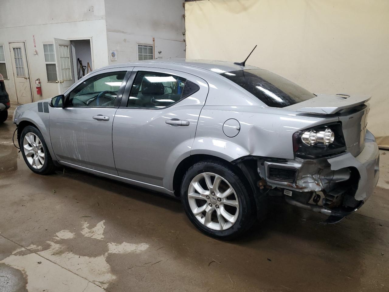 2014 DODGE Avenger