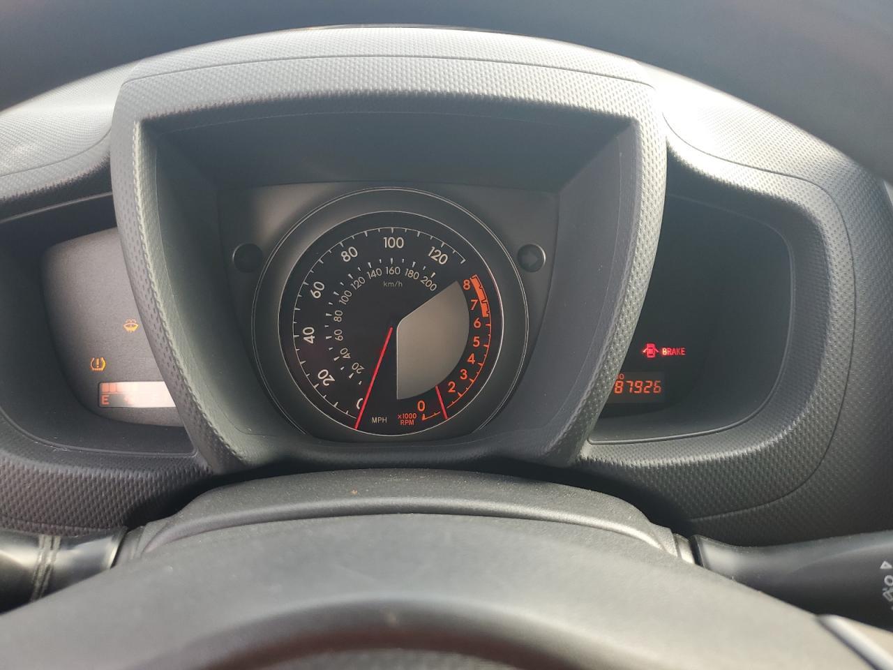 2011 TOYOTA SCION