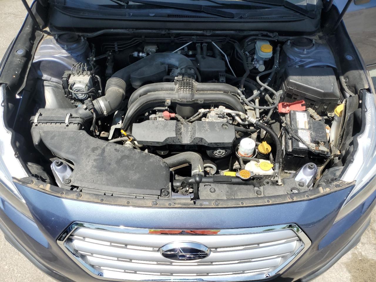 2015 SUBARU Outback