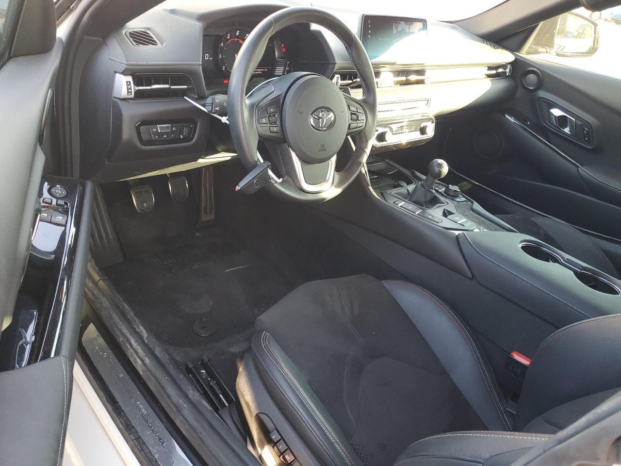 2024 TOYOTA Supra