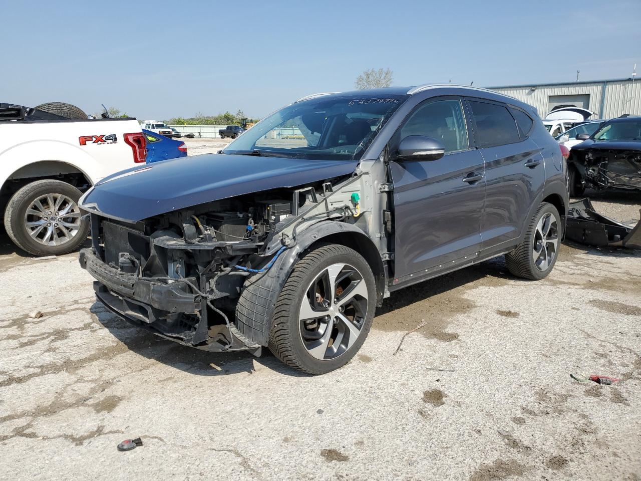 2016 HYUNDAI TUCSON