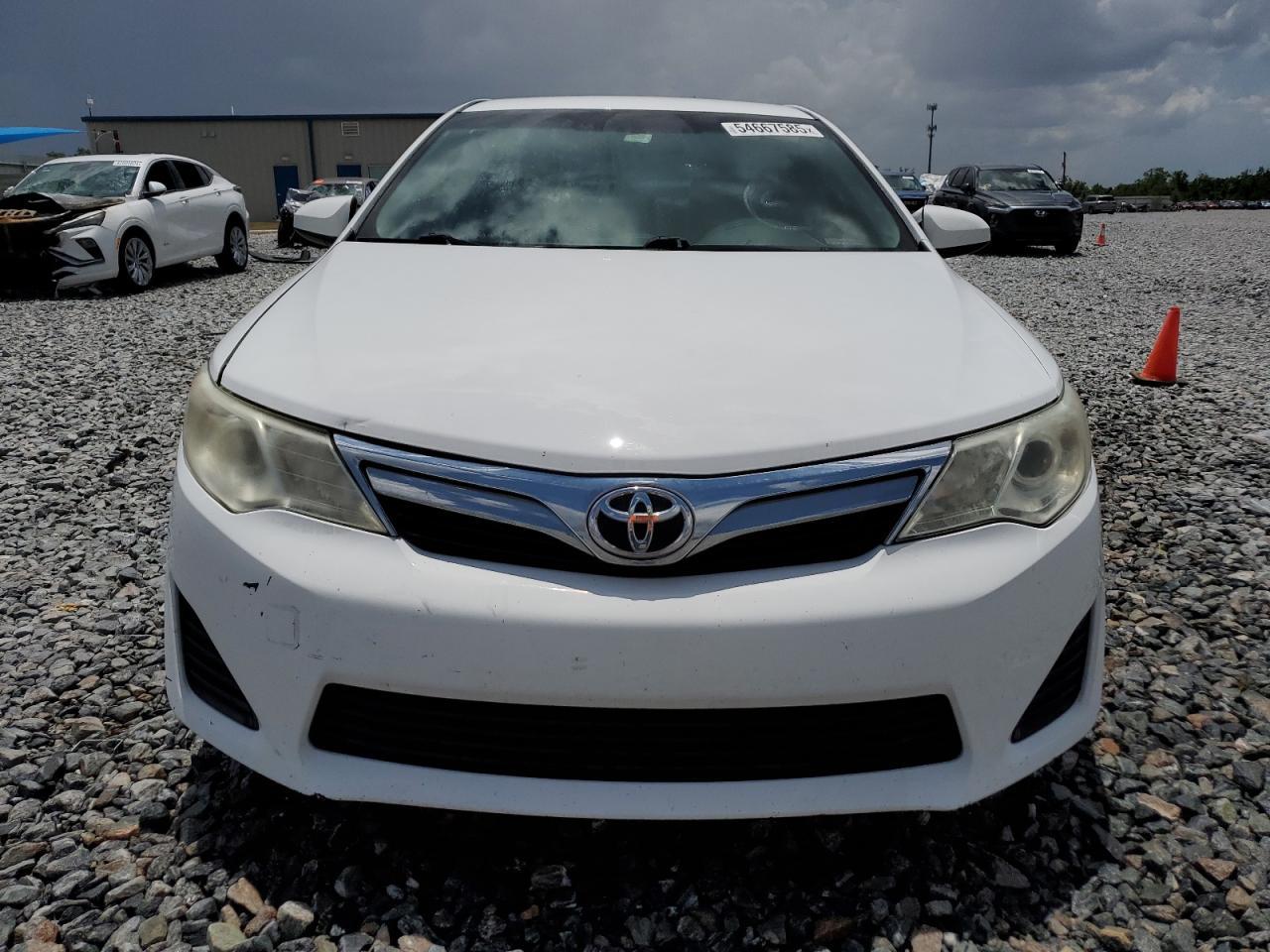 2014 TOYOTA CAMRY