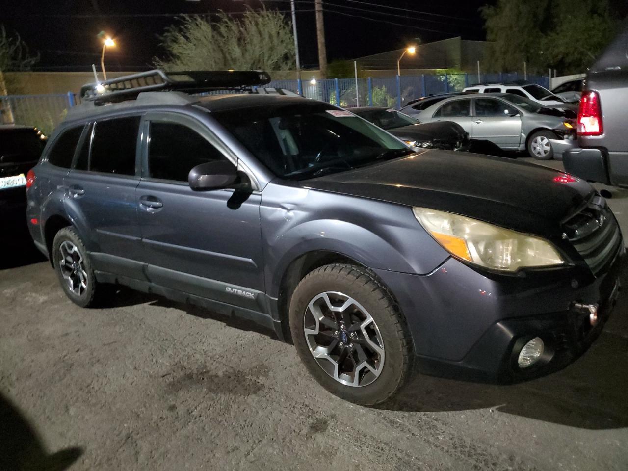 2014 SUBARU Outback