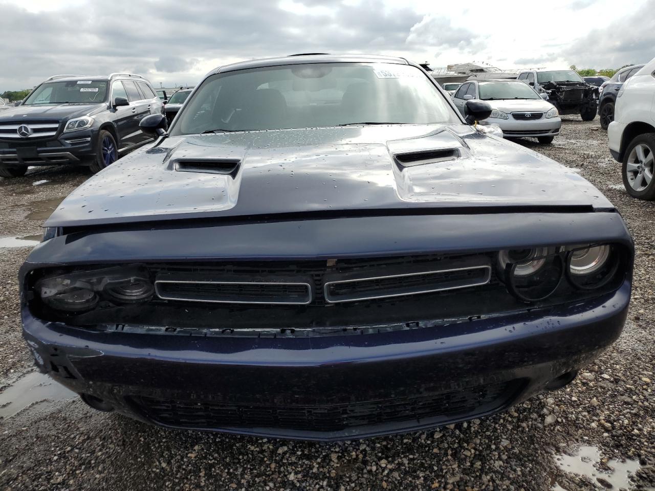 2015 DODGE Challenger