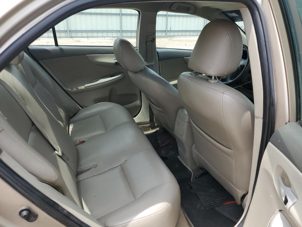 2010 TOYOTA COROLLA