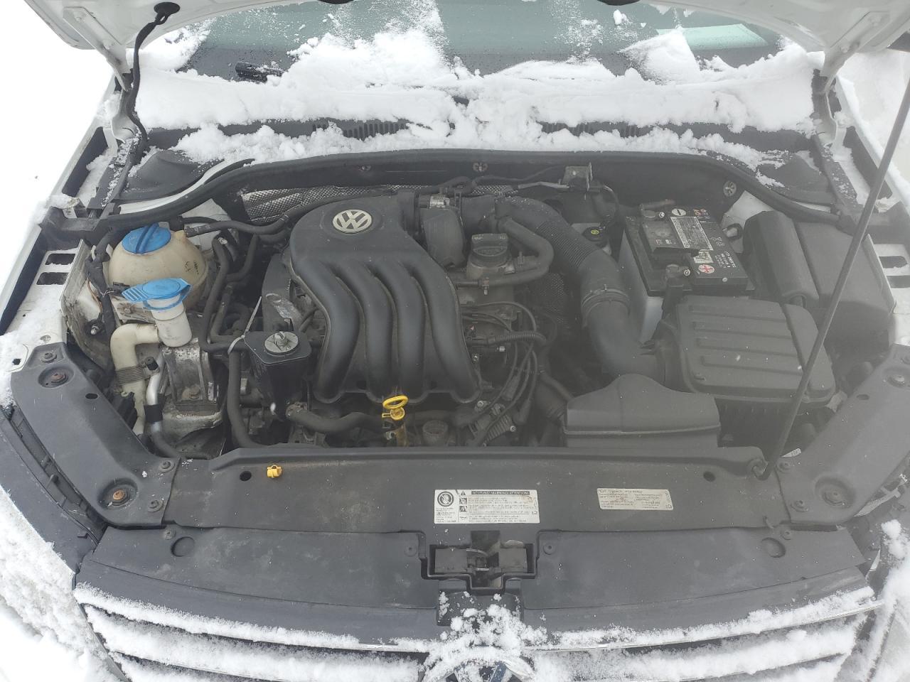 2015 VOLKSWAGEN JETTA