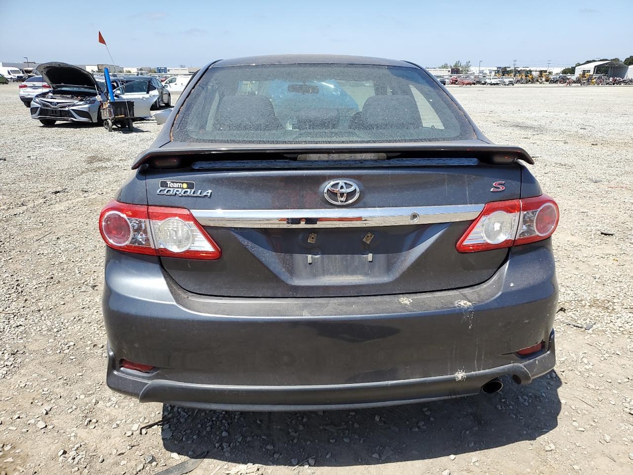 2011 TOYOTA COROLLA