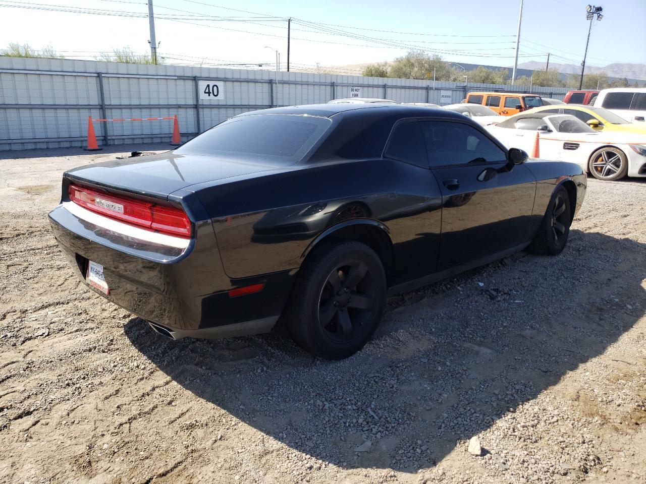 2012 DODGE Challenger