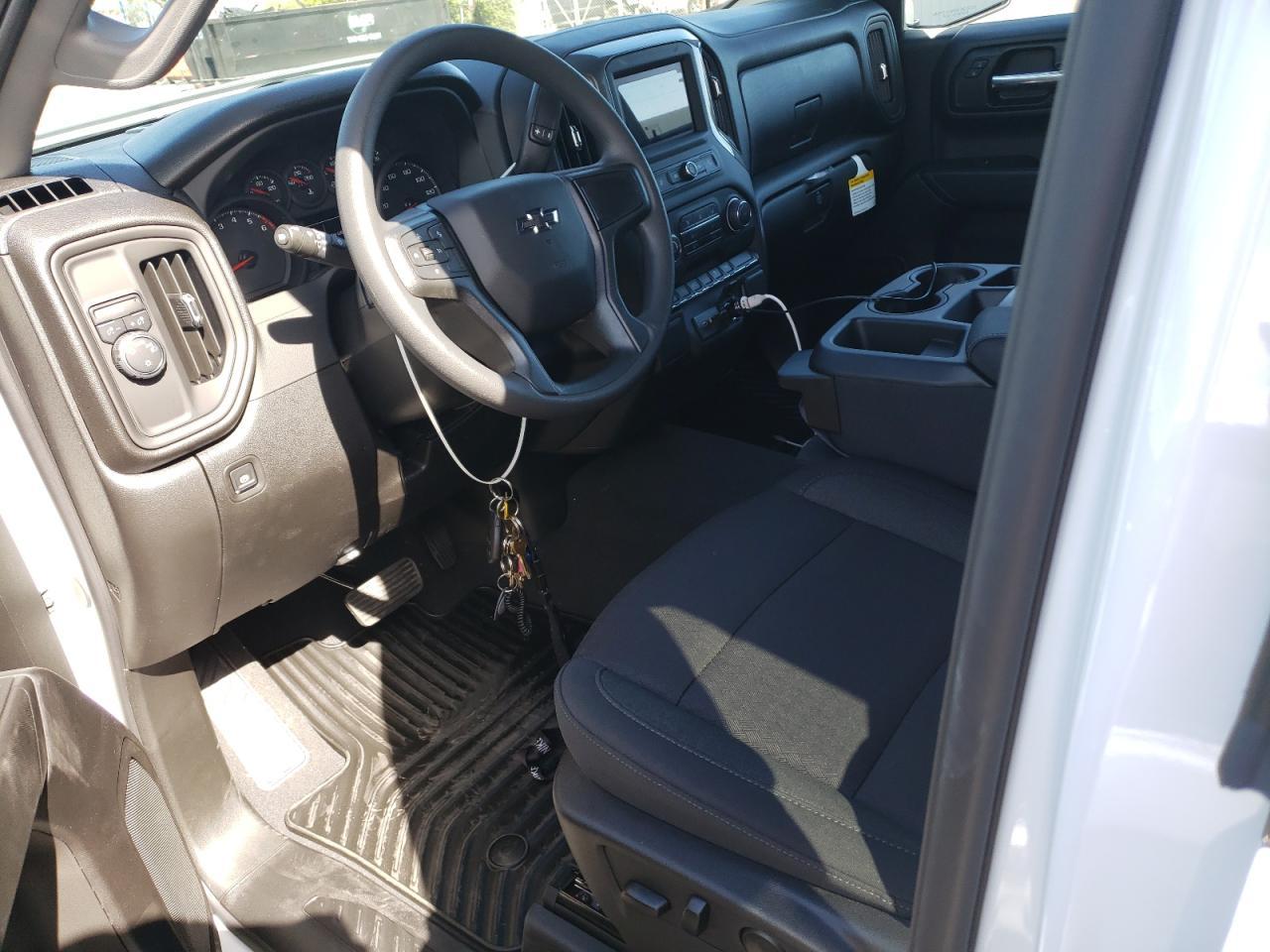 2025 CHEVROLET Silverado