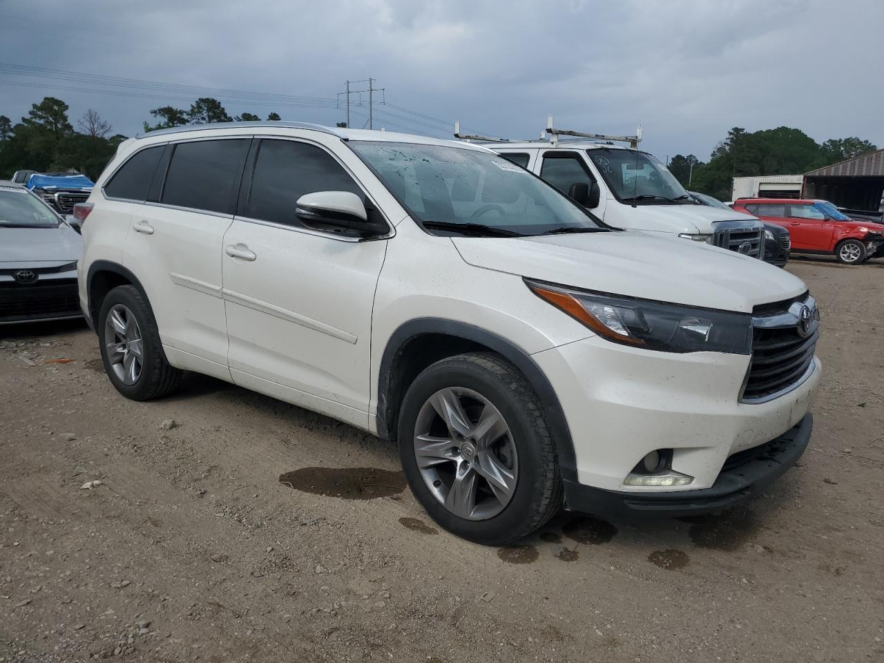 2015 TOYOTA HIGHLANDER